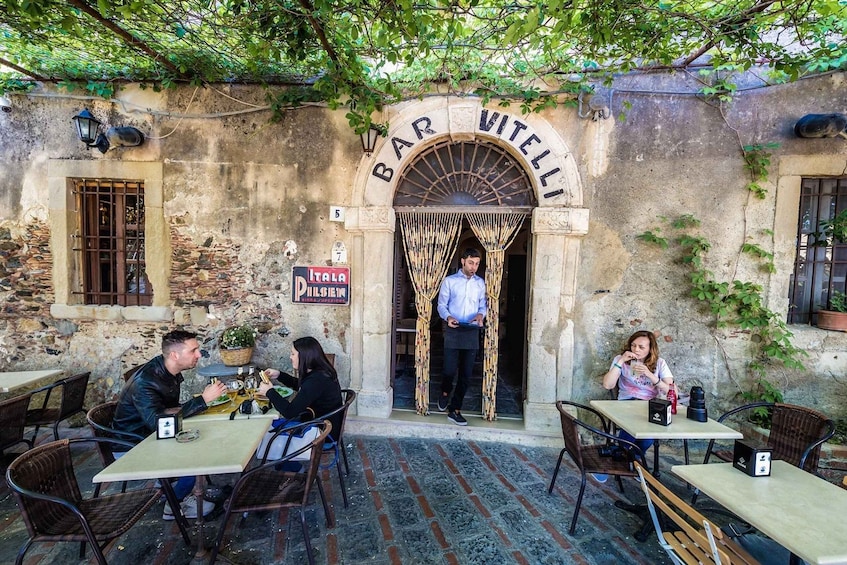 From Taormina: Private Godfather Tour with lunch