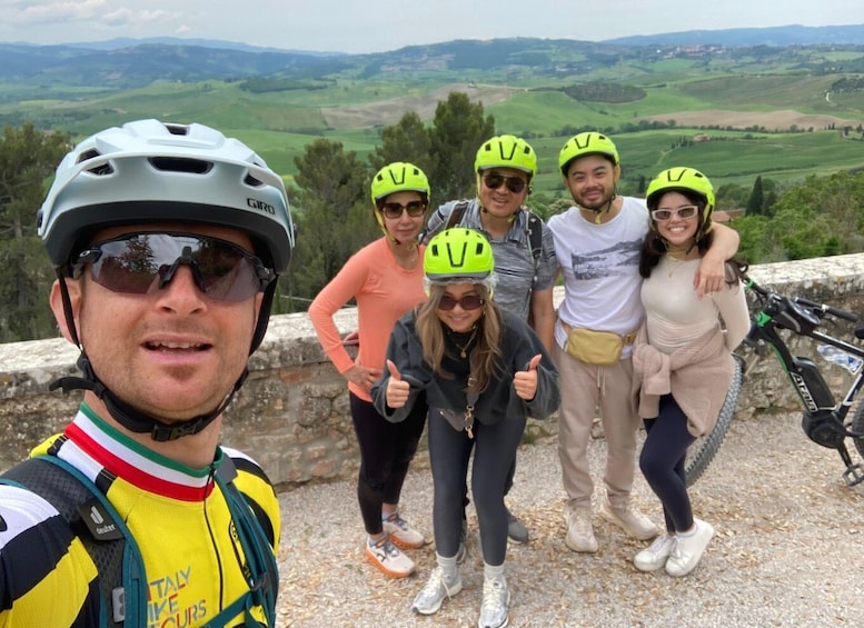 Picture 8 for Activity Siena: Guided Bike Tour of Val d’Orcia