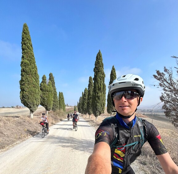 Picture 1 for Activity Siena: Guided Bike Tour of Val d’Orcia