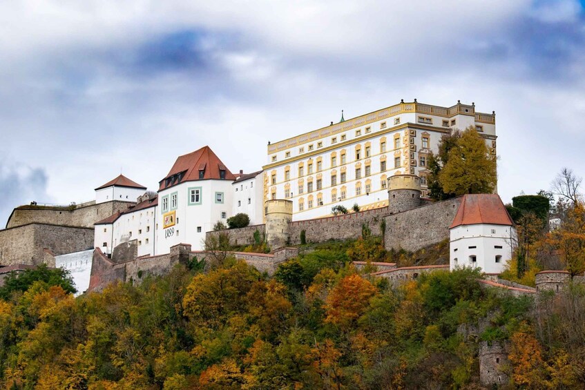 Regensburg: Day Trip to Passau and the Veste Oberhaus