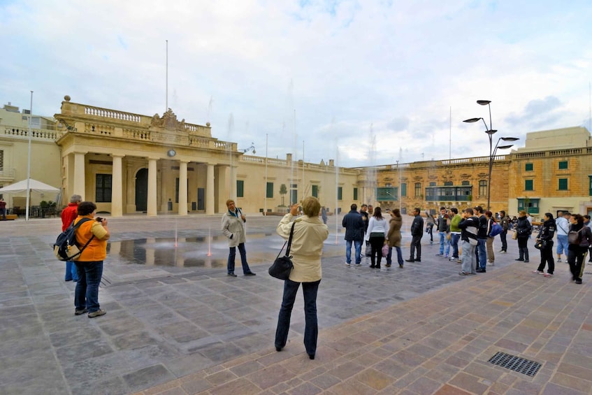 Picture 12 for Activity Valletta: Half-Day City Discovery Walking Tour