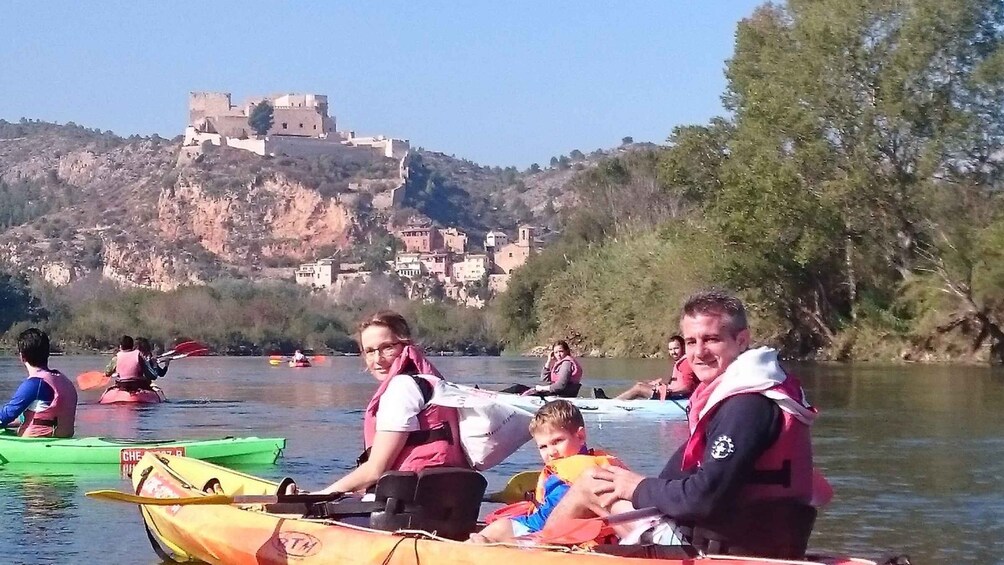 Picture 1 for Activity Tarragona: Ebro River Guided Kayaking Tour to Miravet