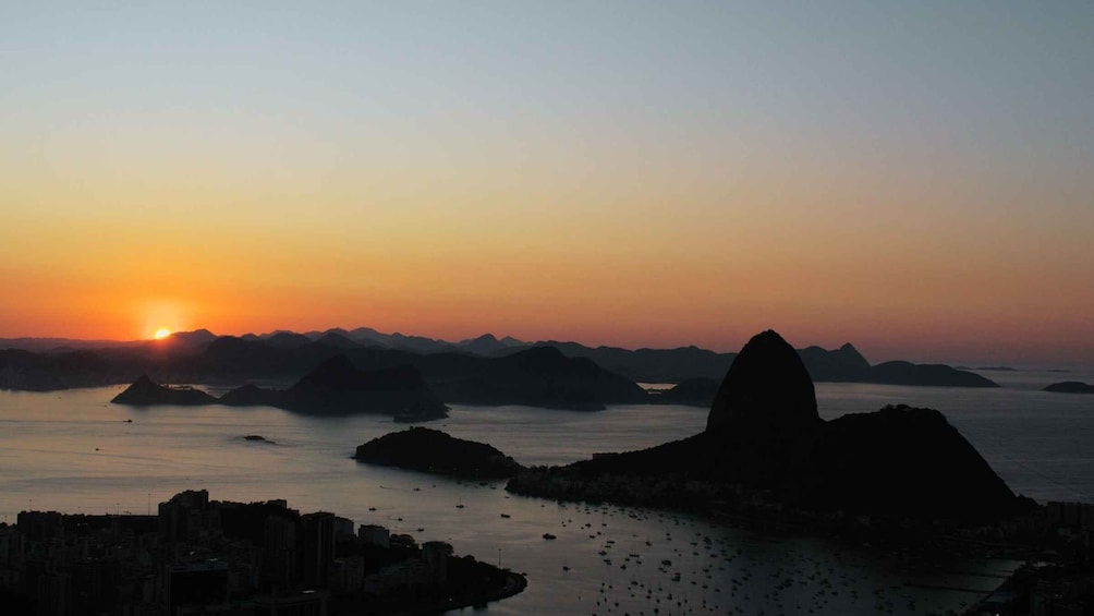 Sunrise Breakfast Mirante Dona Marta + Christ the Redeemer