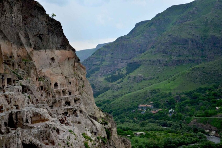 Picture 7 for Activity Borjomi-Vardzia-Rabat