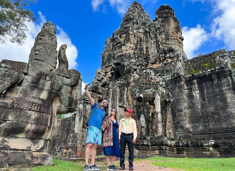 Picture 21 for Activity Siem Reap: Angkor Wat Sunrise and Market Tour by Jeep