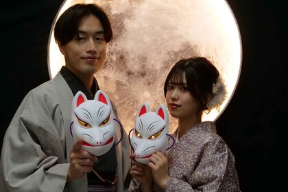 Kanazawa: Selfie Photo Experience with Rental Kimono - Moon