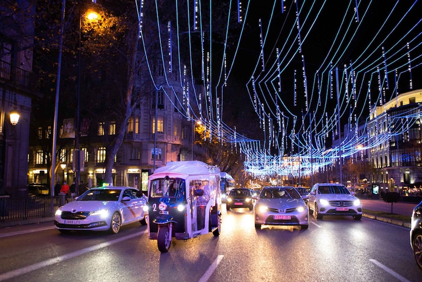 Madrid: Private Christmas Lights Tour by Eco Tuk-Tuk