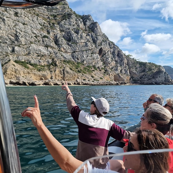 Picture 4 for Activity Sesimbra: Boat Tour with Lunch at Portinho da Arrabida