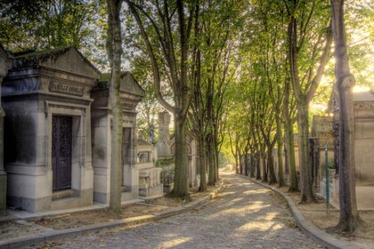 El cementerio de Père Lachaise: visita guiada de 2 horas para grupos pequeñ...