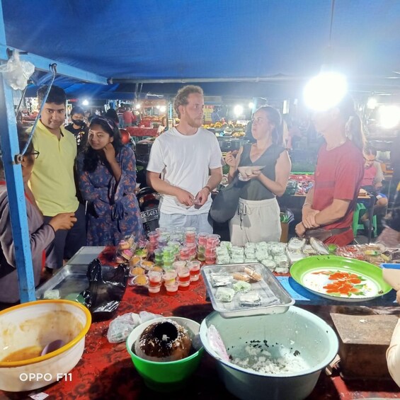 Picture 5 for Activity Ubud Traditional Night Market Food Tour-All Inclusive