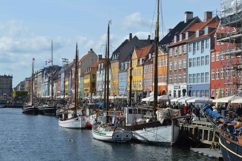 Copenhagen Highlights: 2.5 hour private bicycle tour