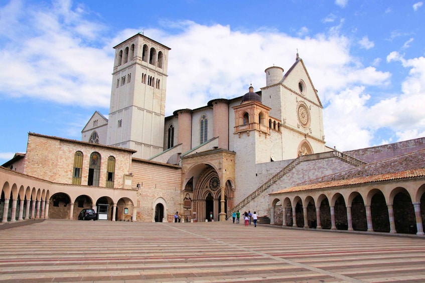 Picture 2 for Activity Assisi: Old Town Guided Walking Tour