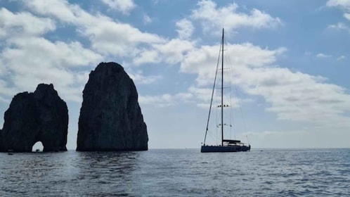 Capri A/R with tourist tour by sea