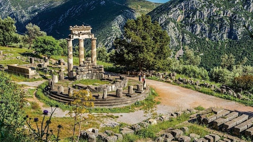 Excursión privada a Delfos y Arachova desde el puerto de Itea