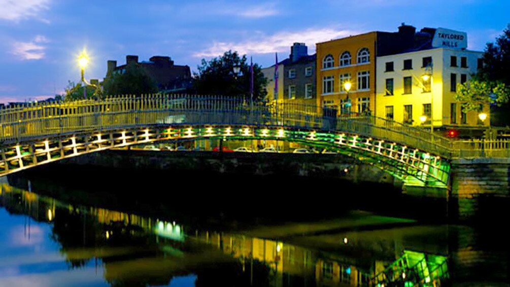Ha'penny Bridge, Dublin, Ireland