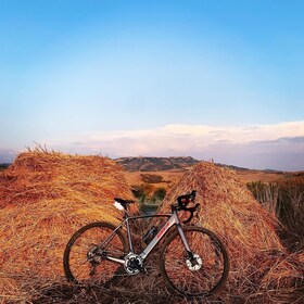 Volterra - Archeotour by e-bike with tasting