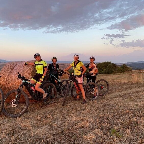 Picture 7 for Activity Volterra - Archeotour by e-bike with tasting