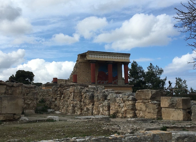 Picture 1 for Activity Knossos Palace Skip-the-Line Guided Tour with max. 8 People