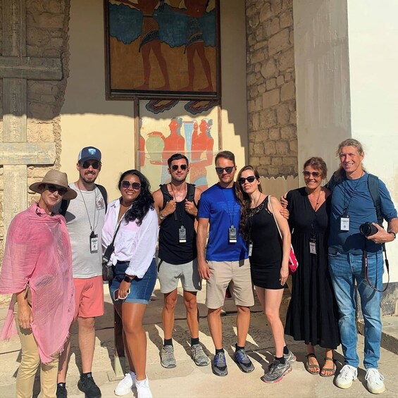 Knossos Palace Skip-the-Line Guided Tour with max. 8 People