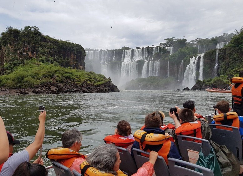 From Foz do Iguaçu: Iguazú Falls Boat Ride Argentina