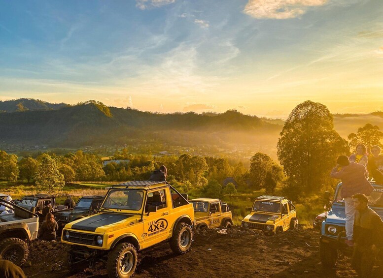 Picture 4 for Activity Bali: Mount Batur Jeep Sunrise with Hot Spring