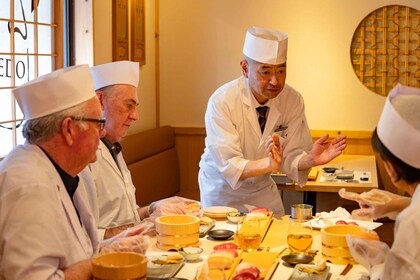 Expérience professionnelle de chef sushi à Tokyo