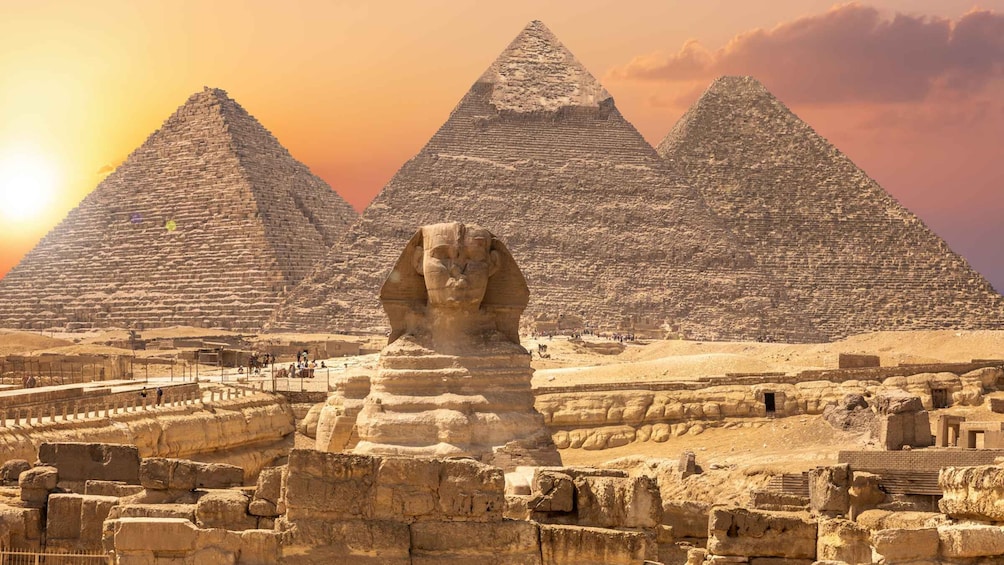 From Cairo: 8-Day Tour of Cairo, Luxor and Aswan with Cruise