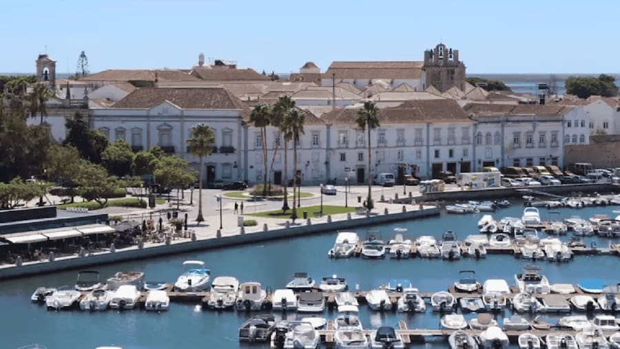 From Albufeira: Full-Day Tour of Algarve Eastern's Finest