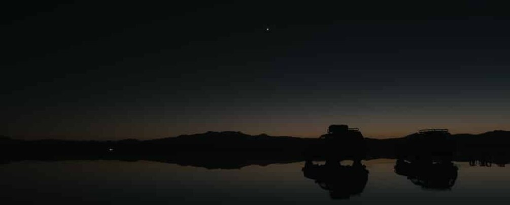 Picture 1 for Activity Uyuni: Private Uyuni Salt Flats Stargazing Trip with Pickup