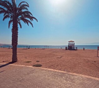 Plongée en apnée depuis le rivage