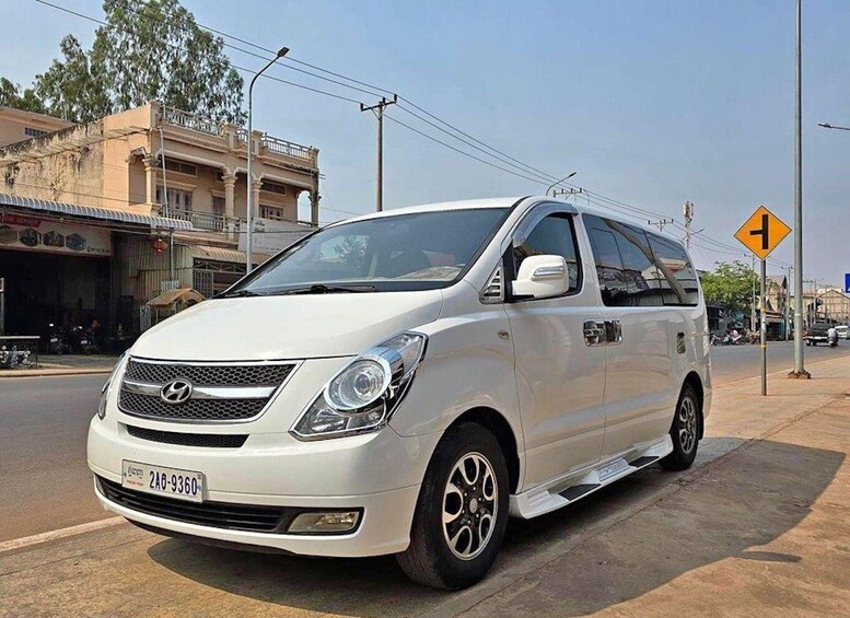 Taxi from Phnom Penh to Siem Reap Province Cambodia Private