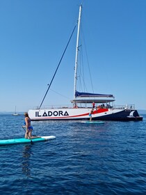 Full Day Cruise and Meal around the Hyères coastline