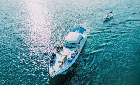 Boracay: Luxury Private Yacht Cruise