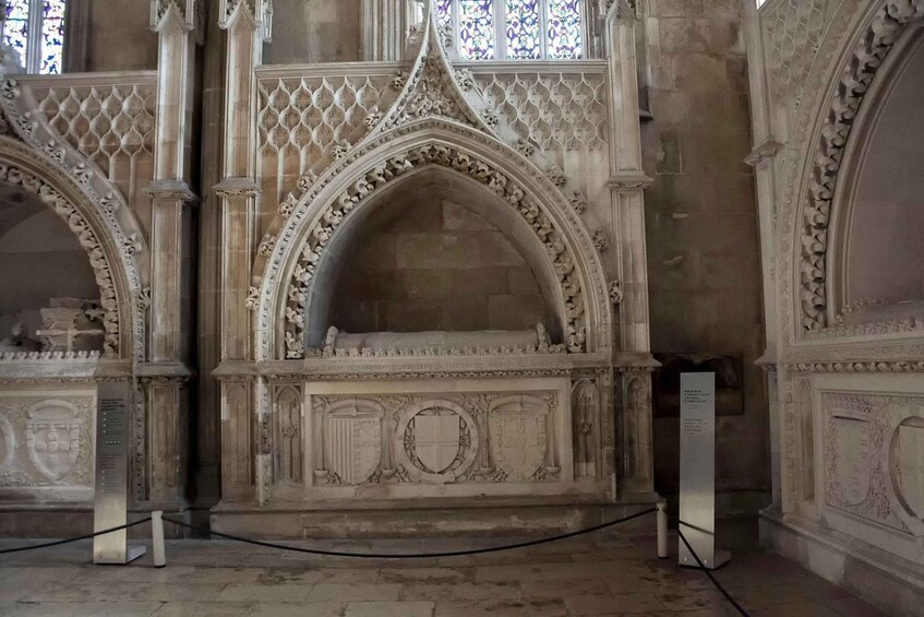 Picture 7 for Activity Batalha Monastery: Private Guided Tour