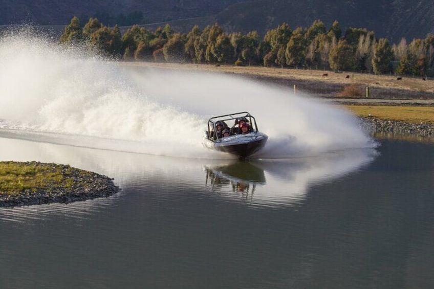 Oxbow offers the only 4-seater commercial Jet Sprint Boat in the world.