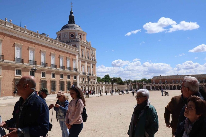 Picture 4 for Activity Aranjuez: City and Gardens Guided Walking Tour