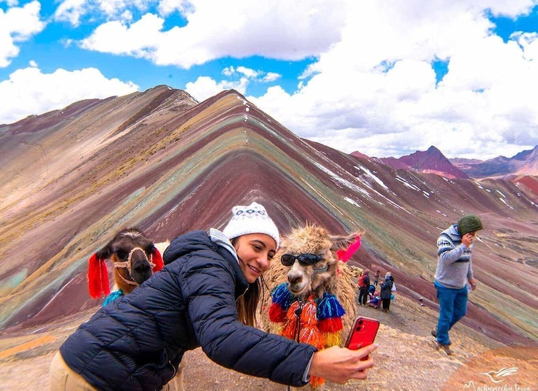 Picture 3 for Activity Rainbow Mountain Day Trip with Local Food