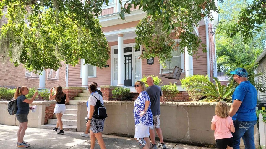 Picture 2 for Activity Wilmington History and Architecture Tour