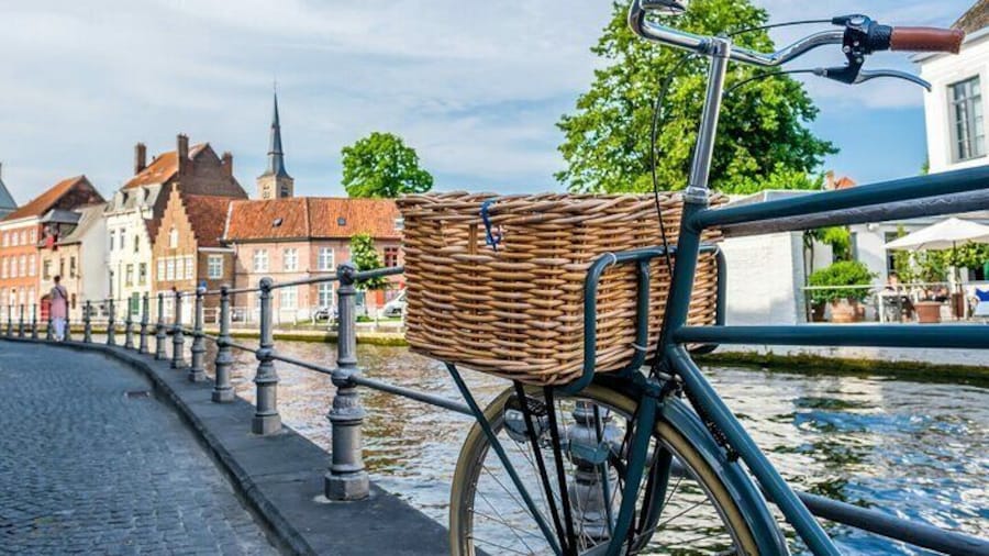 Private Bike & History tour