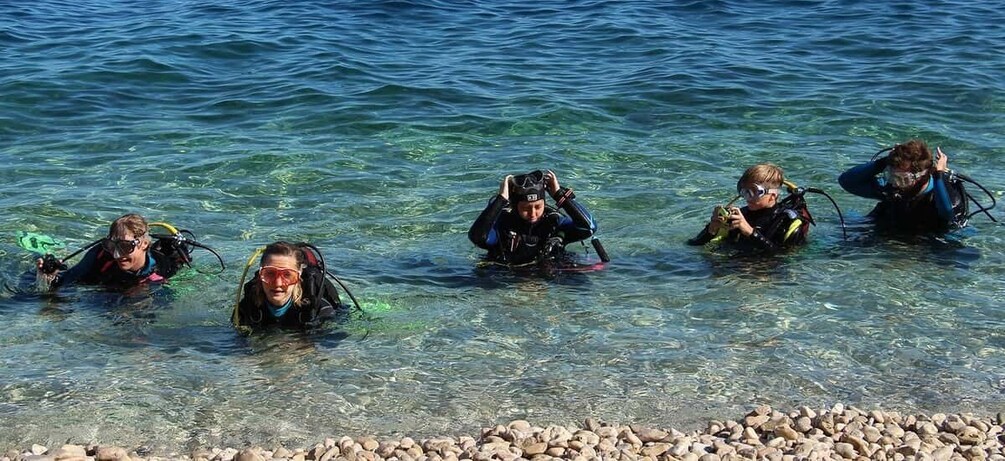 Picture 1 for Activity Beli - Open Water Diver 5 Day Diving Course