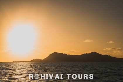 Bora Bora: Sunset cruise on the lagoon - Shared tour