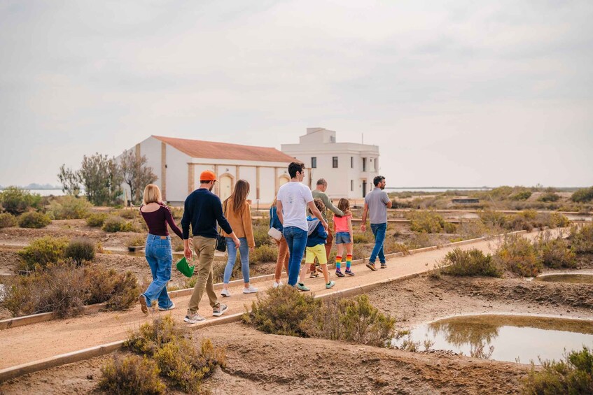 Amposta: MónNatura Delta Entrance Ticket and Guided Tour