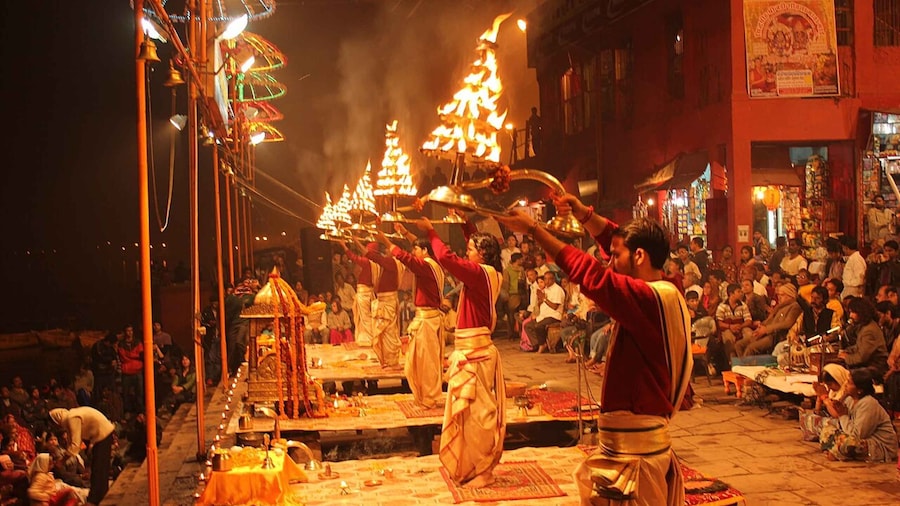 Varanasi: Private Fully-Day Tour with Sarnath and Boat Ride
