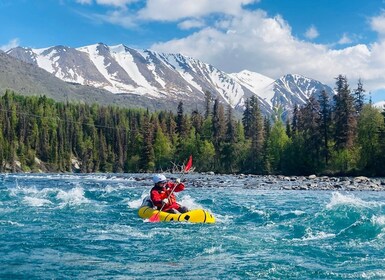 Au départ de Seward : Excursion guidée sur la rivière Kenai en packrafting ...