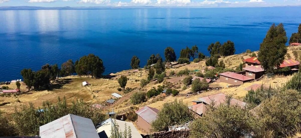 Picture 3 for Activity From Puno: Isla de los Uros – Amantani – Taquile