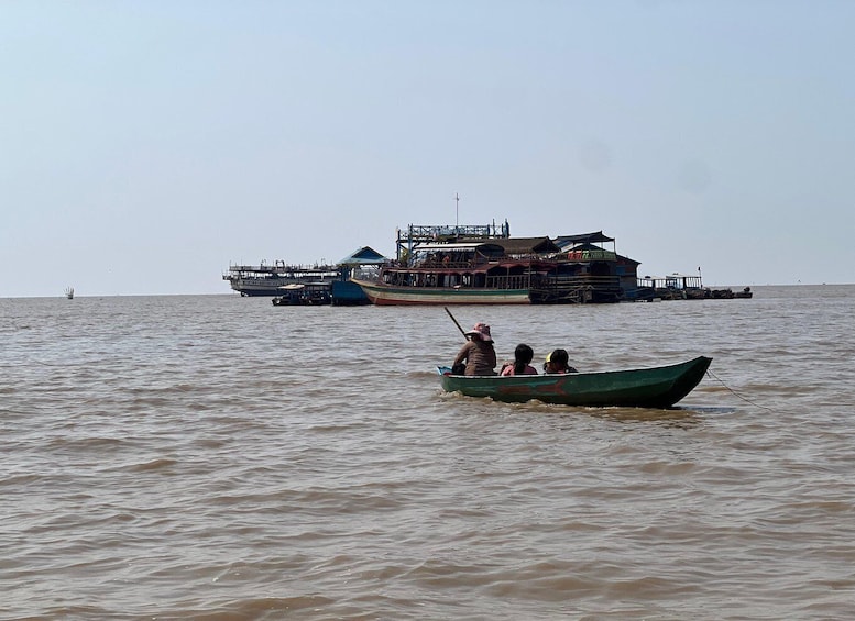 Private Half Day Floating Village Tour