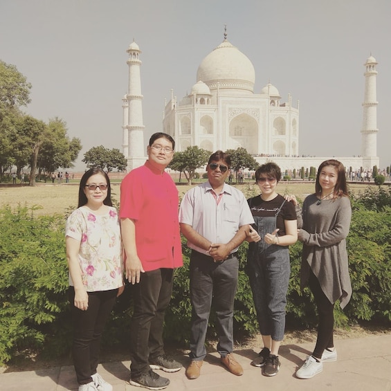 Picture 6 for Activity From Delhi :Private Day Trip To Taj Mahal & Agra Fort By Car