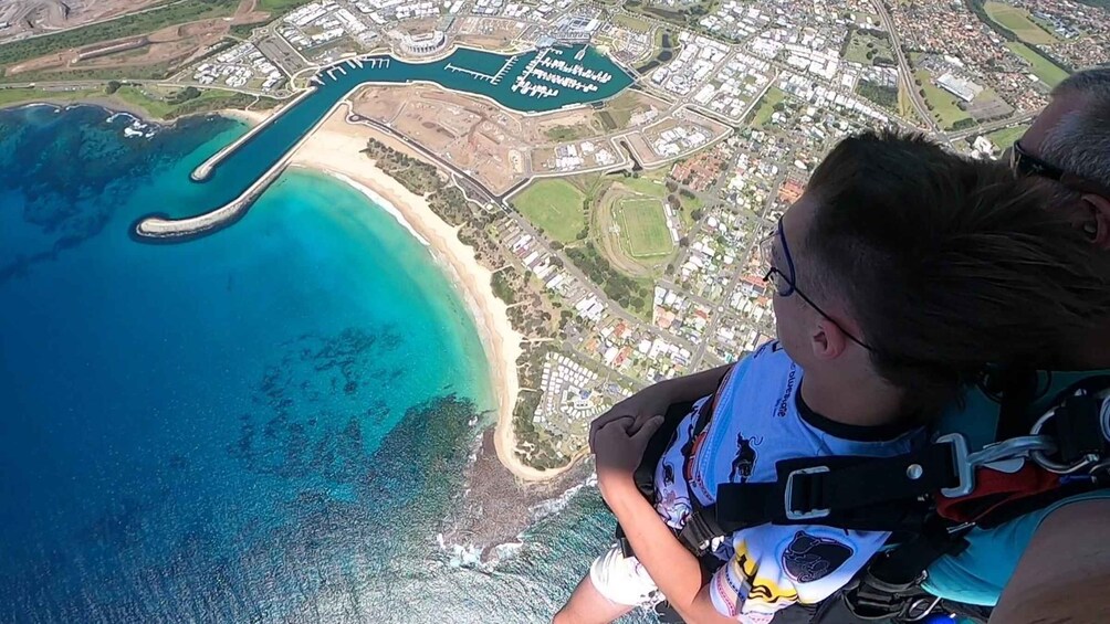 Picture 6 for Activity Sydney, Shellharbour: Skydive with Beachside Landing