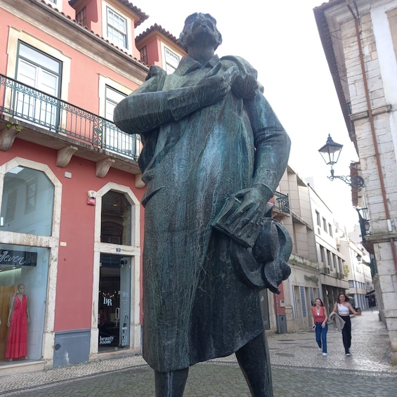 Picture 1 for Activity Leiria: Walking Tour with a Local Guide