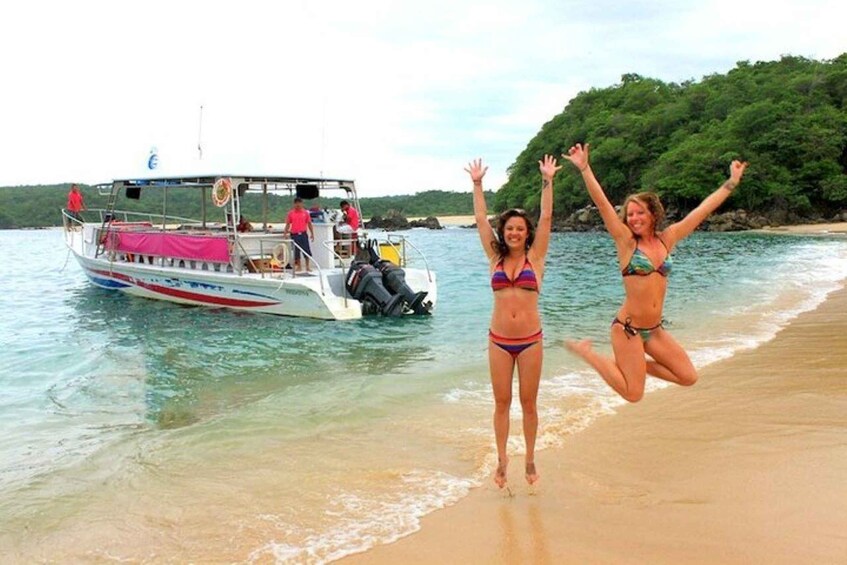 Bays tour in Huatulco